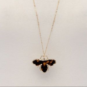 NEW✨Gorgeous marbled✨insect necklace✨